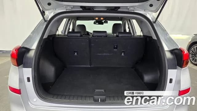 2019 Hyundai All New Tucson Diesel 2.0 2WD Sold VIN KMHJ381ABKU068942 – photo 14 2019 Hyundai All New Tucson Diesel 2.0 2WD Sold VIN KMHJ381ABKU068942 – photo 14
