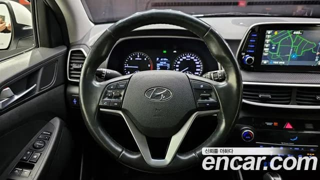 2019 Hyundai All New Tucson Diesel 2.0 2WD Sold VIN KMHJ381ABKU928805 – trunk area 2019 Hyundai All New Tucson Diesel 2.0 2WD Sold VIN KMHJ381ABKU928805 – trunk area