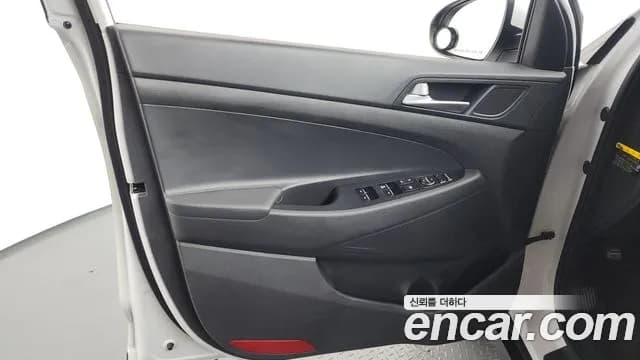 2019 Hyundai All New Tucson Diesel 2.0 2WD Sold VIN KMHJ381ABKU955005 – front exterior 2019 Hyundai All New Tucson Diesel 2.0 2WD Sold VIN KMHJ381ABKU955005 – front exterior