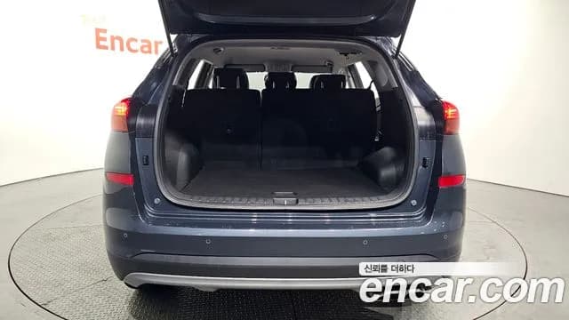 2020 Hyundai All New Tucson Diesel 2.0 2WD Sold VIN KMHJ381ABLU216053 – trunk area 2020 Hyundai All New Tucson Diesel 2.0 2WD Sold VIN KMHJ381ABLU216053 – trunk area