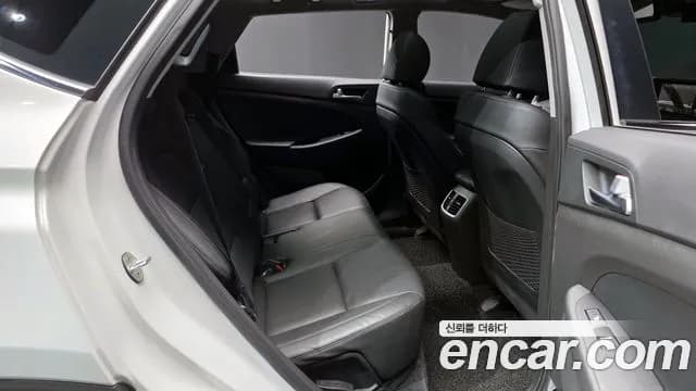 2019 Hyundai All New Tucson Gasoline 1.6 turbo 2WD Sold VIN KMHJ5812GKU022744 – dashboard 2019 Hyundai All New Tucson Gasoline 1.6 turbo 2WD Sold VIN KMHJ5812GKU022744 – dashboard