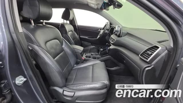 2019 Hyundai All New Tucson Diesel 1.6 2WD Sold VIN KMHJ5817GKU860616 – exterior detail 2019 Hyundai All New Tucson Diesel 1.6 2WD Sold VIN KMHJ5817GKU860616 – exterior detail