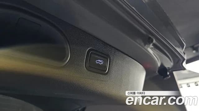 2018 Hyundai All New Tucson Diesel 2.0 2WD Sold VIN KMHJ581ABJU505243 – trunk area 2018 Hyundai All New Tucson Diesel 2.0 2WD Sold VIN KMHJ581ABJU505243 – trunk area