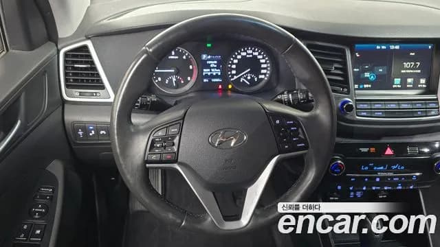 2018 Hyundai All New Tucson Diesel 2.0 4WD Sold VIN KMHJ581ADJU513104 – interior seats 2018 Hyundai All New Tucson Diesel 2.0 4WD Sold VIN KMHJ581ADJU513104 – interior seats