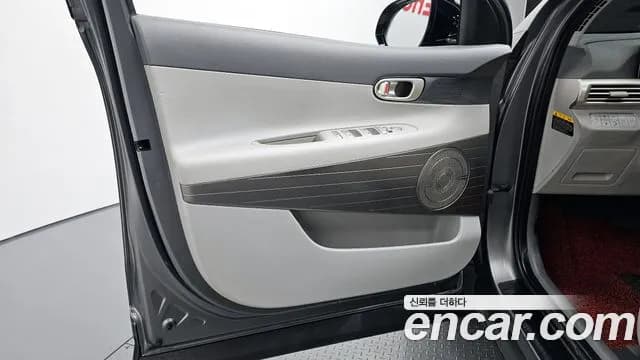 2019 Hyundai Nexo Premium Sold VIN KMHJ8816FKU002802 – side profile 2019 Hyundai Nexo Premium Sold VIN KMHJ8816FKU002802 – side profile