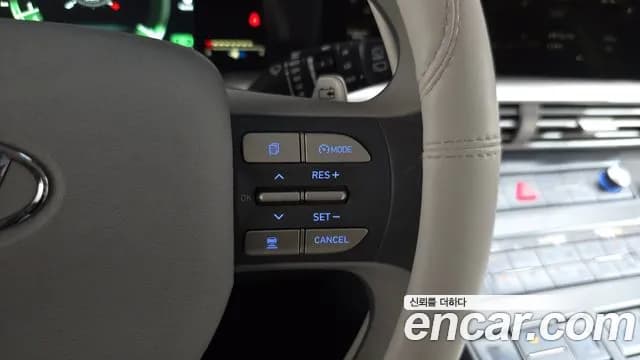 2020 Hyundai Nexo Premium Sold VIN KMHJ8816FLU006512 – exterior detail 2020 Hyundai Nexo Premium Sold VIN KMHJ8816FLU006512 – exterior detail