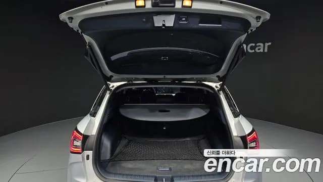 2020 Hyundai Nexo Premium Sold VIN KMHJ8816FLU007467 – interior seats 2020 Hyundai Nexo Premium Sold VIN KMHJ8816FLU007467 – interior seats