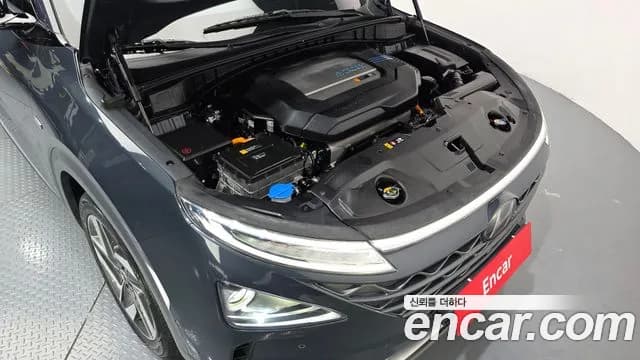 2020 Hyundai Nexo Premium Sold VIN KMHJ8816FLU008642 – exterior detail 2020 Hyundai Nexo Premium Sold VIN KMHJ8816FLU008642 – exterior detail