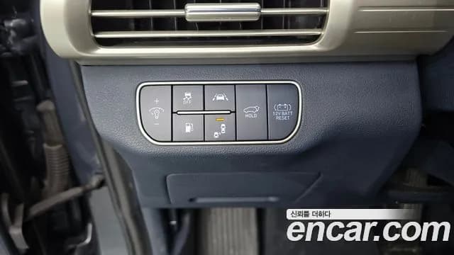 2020 Hyundai Nexo Premium Sold VIN KMHJ8816FLU009137 – interior seats 2020 Hyundai Nexo Premium Sold VIN KMHJ8816FLU009137 – interior seats