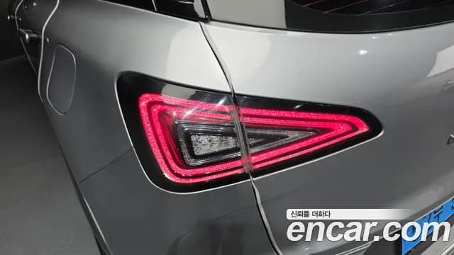 2022 Hyundai Nexo Premium Sold VIN KMHJ8816FNU015490 – trunk area 2022 Hyundai Nexo Premium Sold VIN KMHJ8816FNU015490 – trunk area