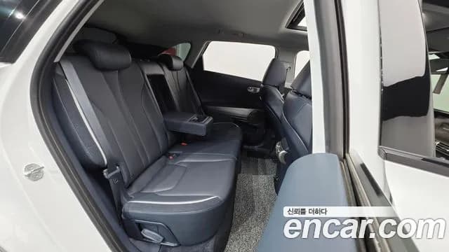 2023 Hyundai Nexo Premium Sold VIN KMHJ8816FPU027257 – undercarriage 2023 Hyundai Nexo Premium Sold VIN KMHJ8816FPU027257 – undercarriage