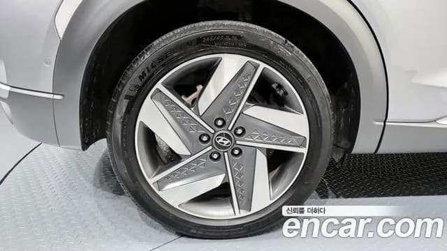 2024 Hyundai Nexo Premium Sold VIN KMHJ8816FRU036106 – exterior detail 2024 Hyundai Nexo Premium Sold VIN KMHJ8816FRU036106 – exterior detail