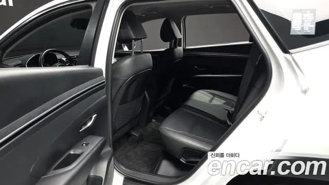 2021 Hyundai Tucson (NX4) Gasoline 1.6 Turbo 2WD Sold VIN KMHJB81BGMU062688 – trunk area 2021 Hyundai Tucson (NX4) Gasoline 1.6 Turbo 2WD Sold VIN KMHJB81BGMU062688 – trunk area