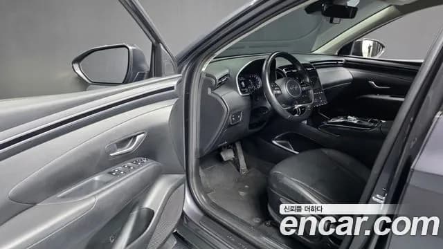 2023 Hyundai Tucson (NX4) Gasoline 1.6 Turbo 2WD Sold VIN KMHJB81BGPU268507 – interior seats 2023 Hyundai Tucson (NX4) Gasoline 1.6 Turbo 2WD Sold VIN KMHJB81BGPU268507 – interior seats