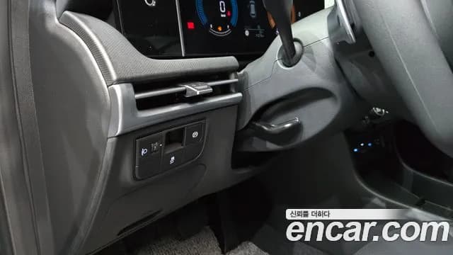 2025 Hyundai The New Tucson (NX4) Gasoline 1.6 Turbo 2WD Sold VIN KMHJB81BGSU421388 – exterior detail 2025 Hyundai The New Tucson (NX4) Gasoline 1.6 Turbo 2WD Sold VIN KMHJB81BGSU421388 – exterior detail