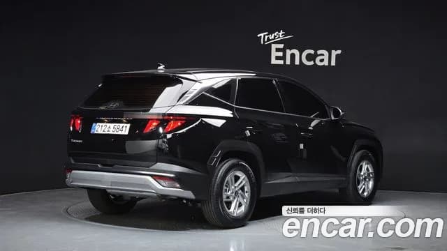 2025 Hyundai The New Tucson (NX4) Gasoline 1.6 Turbo 2WD Sold VIN KMHJB81BGSU421388 – trunk area 2025 Hyundai The New Tucson (NX4) Gasoline 1.6 Turbo 2WD Sold VIN KMHJB81BGSU421388 – trunk area