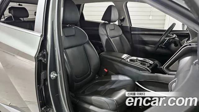 2021 Hyundai Tucson (NX4) Gasoline 1.6 Turbo 2WD Sold VIN KMHJC81BGMU008443 – interior seats 2021 Hyundai Tucson (NX4) Gasoline 1.6 Turbo 2WD Sold VIN KMHJC81BGMU008443 – interior seats