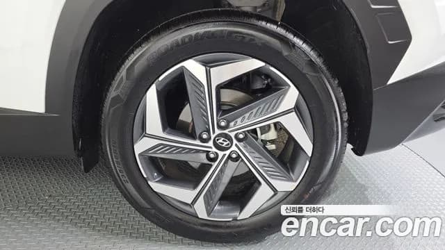 2021 Hyundai Tucson (NX4) Gasoline 1.6 Turbo 2WD Sold VIN KMHJC81BGMU031423 – rear exterior 2021 Hyundai Tucson (NX4) Gasoline 1.6 Turbo 2WD Sold VIN KMHJC81BGMU031423 – rear exterior