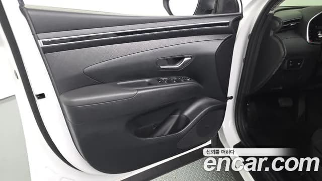 2021 Hyundai Tucson (NX4) Gasoline 1.6 Turbo 2WD Sold VIN KMHJC81BGMU031423 – interior seats 2021 Hyundai Tucson (NX4) Gasoline 1.6 Turbo 2WD Sold VIN KMHJC81BGMU031423 – interior seats