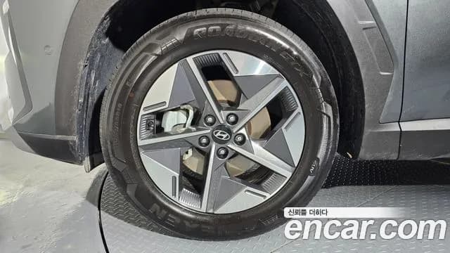 2024 Hyundai The New Tucson (NX4) Gasoline 1.6 Turbo 2WD Sold VIN KMHJC81BGRU352507 – trunk area 2024 Hyundai The New Tucson (NX4) Gasoline 1.6 Turbo 2WD Sold VIN KMHJC81BGRU352507 – trunk area