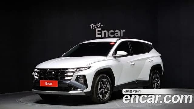 2024 Hyundai The New Tucson (NX4) Gasoline 1.6 Turbo 2WD Sold VIN KMHJC81BGRU370427 – trunk area 2024 Hyundai The New Tucson (NX4) Gasoline 1.6 Turbo 2WD Sold VIN KMHJC81BGRU370427 – trunk area