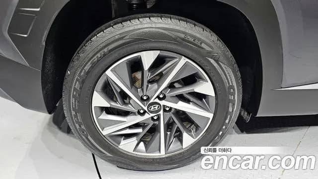 2021 Hyundai Tucson (NX4) Diesel 2.0 2WD Sold VIN KMHJC81CBMU033990 – rear exterior 2021 Hyundai Tucson (NX4) Diesel 2.0 2WD Sold VIN KMHJC81CBMU033990 – rear exterior