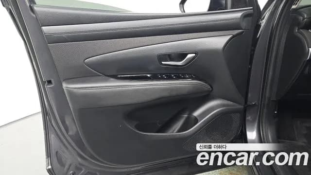 2025 Hyundai The New Tucson (NX4) Diesel 2.0 2WD Sold VIN KMHJC81CBSU411191 – trunk area 2025 Hyundai The New Tucson (NX4) Diesel 2.0 2WD Sold VIN KMHJC81CBSU411191 – trunk area
