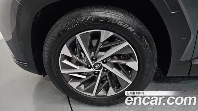 2021 Hyundai Tucson Hybrid (NX4) Inspiration 2WD Sold VIN KMHJE811BMU006087 – exterior detail 2021 Hyundai Tucson Hybrid (NX4) Inspiration 2WD Sold VIN KMHJE811BMU006087 – exterior detail