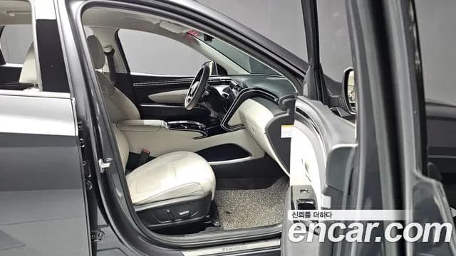 2021 Hyundai Tucson Hybrid (NX4) Inspiration 2WD Sold VIN KMHJE811BMU021935 – interior seats 2021 Hyundai Tucson Hybrid (NX4) Inspiration 2WD Sold VIN KMHJE811BMU021935 – interior seats