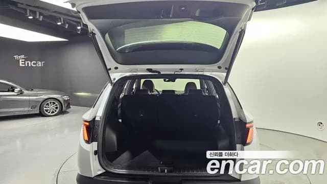 2022 Hyundai Tucson Hybrid (NX4) Inspiration 2WD Sold VIN KMHJE811BNU061426 – trunk area 2022 Hyundai Tucson Hybrid (NX4) Inspiration 2WD Sold VIN KMHJE811BNU061426 – trunk area