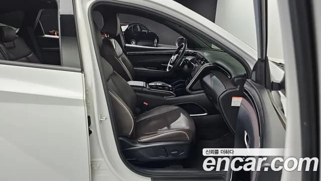 2022 Hyundai Tucson Hybrid (NX4) Inspiration 2WD Sold VIN KMHJE811BNU067962 – trunk area 2022 Hyundai Tucson Hybrid (NX4) Inspiration 2WD Sold VIN KMHJE811BNU067962 – trunk area