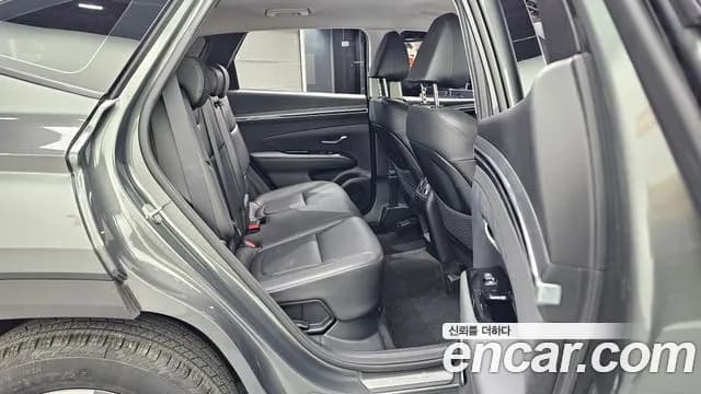 2023 Hyundai Tucson Hybrid (NX4) Inspiration 2WD Sold VIN KMHJE811BPU088392 – trunk area 2023 Hyundai Tucson Hybrid (NX4) Inspiration 2WD Sold VIN KMHJE811BPU088392 – trunk area