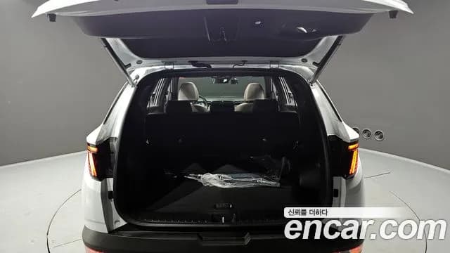 2023 Hyundai Tucson (NX4) Gasoline 1.6 Turbo 2WD Sold VIN KMHJE811BPU164805 – trunk area 2023 Hyundai Tucson (NX4) Gasoline 1.6 Turbo 2WD Sold VIN KMHJE811BPU164805 – trunk area