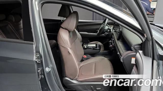 2025 Hyundai The New Tucson Hybrid (NX4) HEV 1.6 4WD Sold VIN KMHJE811DSU311121 – exterior detail 2025 Hyundai The New Tucson Hybrid (NX4) HEV 1.6 4WD Sold VIN KMHJE811DSU311121 – exterior detail