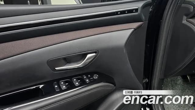 2023 Hyundai Tucson (NX4) Gasoline 1.6 Turbo 2WD Sold VIN KMHJE81BGPU238025 – interior seats 2023 Hyundai Tucson (NX4) Gasoline 1.6 Turbo 2WD Sold VIN KMHJE81BGPU238025 – interior seats
