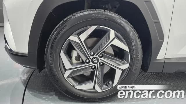 2023 Hyundai Tucson (NX4) Gasoline 1.6 Turbo 4WD Sold VIN KMHJE81BHPU238540 – exterior detail 2023 Hyundai Tucson (NX4) Gasoline 1.6 Turbo 4WD Sold VIN KMHJE81BHPU238540 – exterior detail