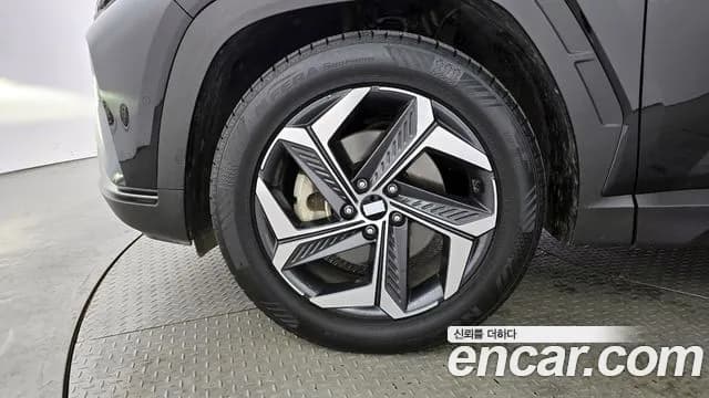 2022 Hyundai Tucson (NX4) Diesel 2.0 2WD Sold VIN KMHJE81CBNU125870 – exterior detail 2022 Hyundai Tucson (NX4) Diesel 2.0 2WD Sold VIN KMHJE81CBNU125870 – exterior detail