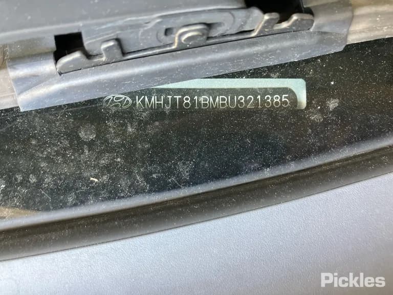 2011 Hyundai ix35 Used VIN KMHJT81BMBU321385 – undercarriage 2011 Hyundai ix35 Used VIN KMHJT81BMBU321385 – undercarriage