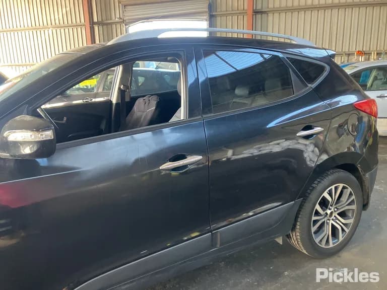 2012 Hyundai ix35 Used VIN KMHJU81VSCU469322 – dashboard 2012 Hyundai ix35 Used VIN KMHJU81VSCU469322 – dashboard