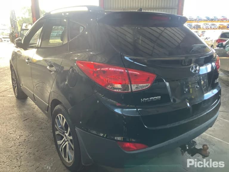2012 Hyundai ix35 Used VIN KMHJU81VSCU469322 – photo 22 2012 Hyundai ix35 Used VIN KMHJU81VSCU469322 – photo 22
