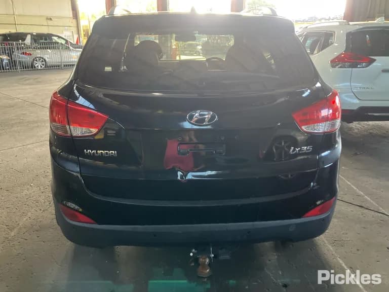 2012 Hyundai ix35 Used VIN KMHJU81VSCU469322 – photo 25 2012 Hyundai ix35 Used VIN KMHJU81VSCU469322 – photo 25