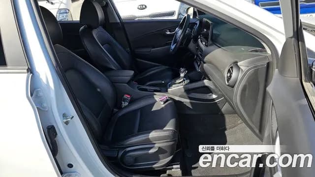 2021 Hyundai The New Kona Gasoline 1.6 Turbo 2WD Sold VIN KMHK3813GMU679081 – exterior detail 2021 Hyundai The New Kona Gasoline 1.6 Turbo 2WD Sold VIN KMHK3813GMU679081 – exterior detail