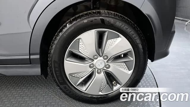 2019 Hyundai Kona Electric Premium Sold VIN KMHK381GFKU052925 – interior seats 2019 Hyundai Kona Electric Premium Sold VIN KMHK381GFKU052925 – interior seats