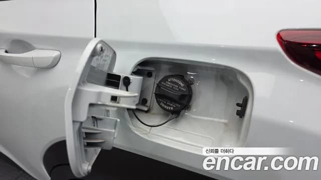 2018 Hyundai Kona 1.6 Turbo 2WD Sold VIN KMHK4815GJU007558 – photo 27 2018 Hyundai Kona 1.6 Turbo 2WD Sold VIN KMHK4815GJU007558 – photo 27