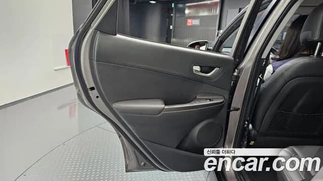 2018 Hyundai Kona 1.6 Turbo 2WD Sold VIN KMHK4815GJU015145 – photo 27 2018 Hyundai Kona 1.6 Turbo 2WD Sold VIN KMHK4815GJU015145 – photo 27