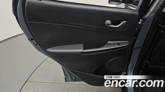 2018 Hyundai Kona 1.6 Turbo 2WD Sold VIN KMHK4815GJU040935 – trunk area 2018 Hyundai Kona 1.6 Turbo 2WD Sold VIN KMHK4815GJU040935 – trunk area