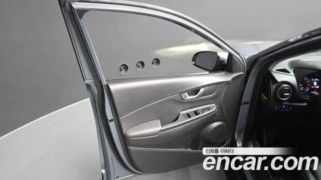 2018 Hyundai Kona 1.6 Turbo 2WD Sold VIN KMHK4815GJU242027 – side profile 2018 Hyundai Kona 1.6 Turbo 2WD Sold VIN KMHK4815GJU242027 – side profile