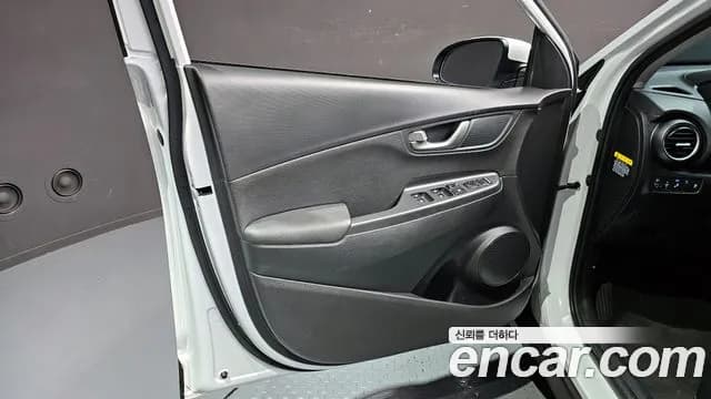 2018 Hyundai Kona 1.6 Turbo 2WD Sold VIN KMHK4815GJU266015 – exterior detail 2018 Hyundai Kona 1.6 Turbo 2WD Sold VIN KMHK4815GJU266015 – exterior detail