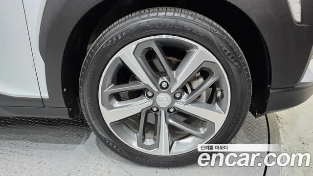 2019 Hyundai Kona 1.6 Turbo 2WD Sold VIN KMHK4815GKU412665 – trunk area 2019 Hyundai Kona 1.6 Turbo 2WD Sold VIN KMHK4815GKU412665 – trunk area