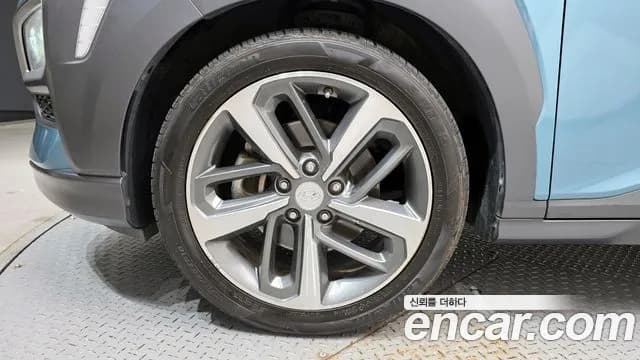 2020 Hyundai Kona 1.6 Turbo 2WD Sold VIN KMHK4815GLU570419 – exterior detail 2020 Hyundai Kona 1.6 Turbo 2WD Sold VIN KMHK4815GLU570419 – exterior detail